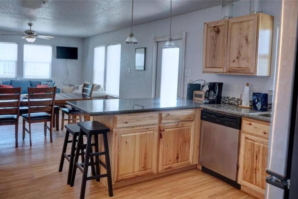 See The Sea - Beachfront Surfside Beach Exterior foto